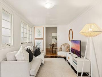 CHARACTER CHARM IN A PRIME GREENSLOPES LOCATION