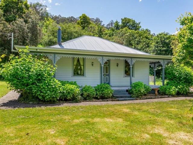 Character & Charm on 34 Acres