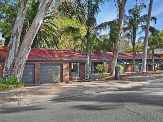 Character & Charm on Carnarvon Avenue