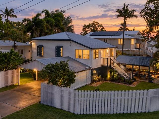 Character, Charm & Outdoor Movie Nights in Hyde Park