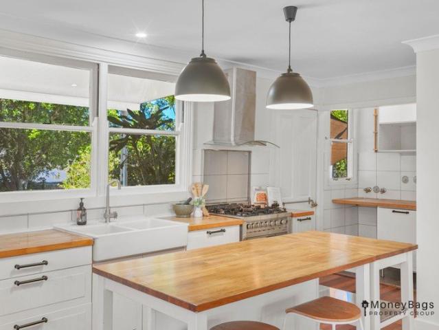 Character, Charm, Space & Comfort in the Heart of Jimboomba