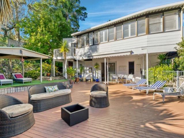 Character, Charm & Sweeping Valley Views