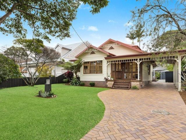 North facing family entertainer with a pool