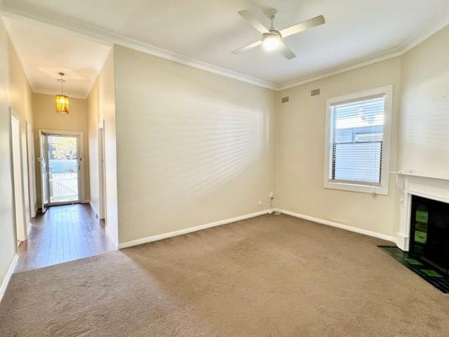 Character and Comfort in a Desirable Maryville Location