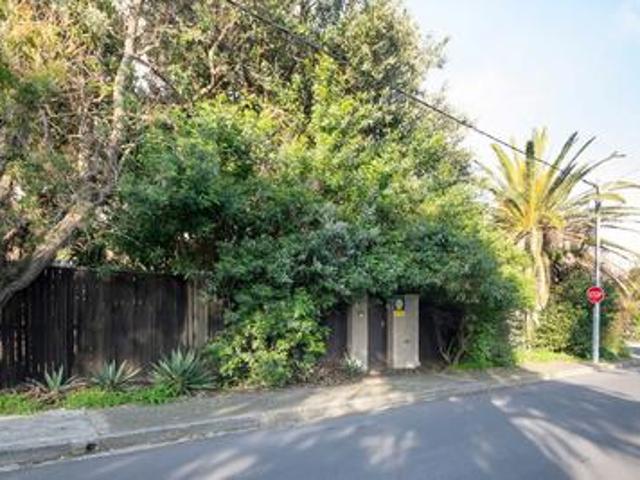 character family home with flatlet &.