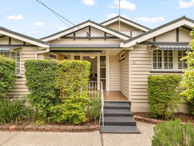 Character, Family Space & New Pool in Ashgrove's Avenues