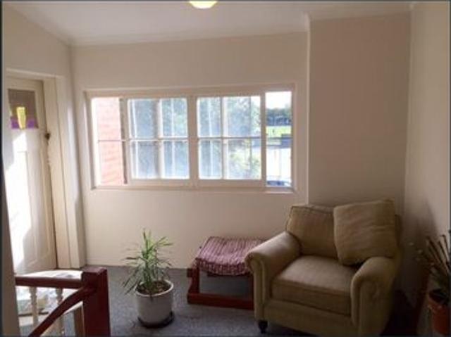 Character Filled One Bedroom Unit in the Heart of Dubbo CBD