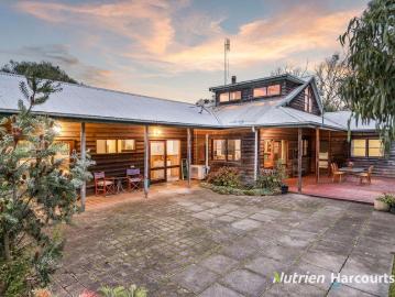 CHARACTER FILLED COASTAL LIFESTYLE RETREAT ON 5.7 acres