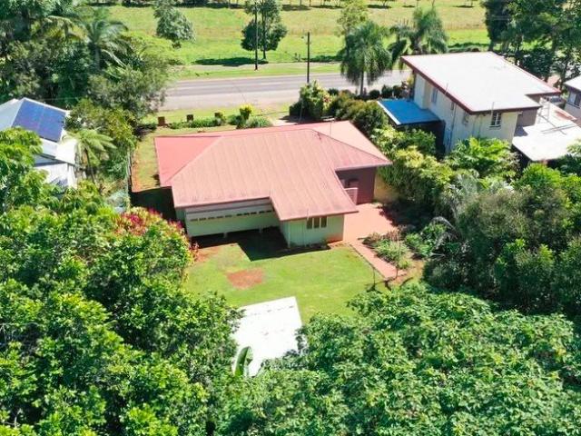 Character filled Cottage in prime Malanda location