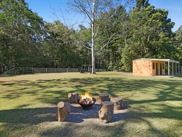 CHARACTER FILLED FAMILY ACREAGE WITH SPACE TO LIVE, PLAY & UNWIND