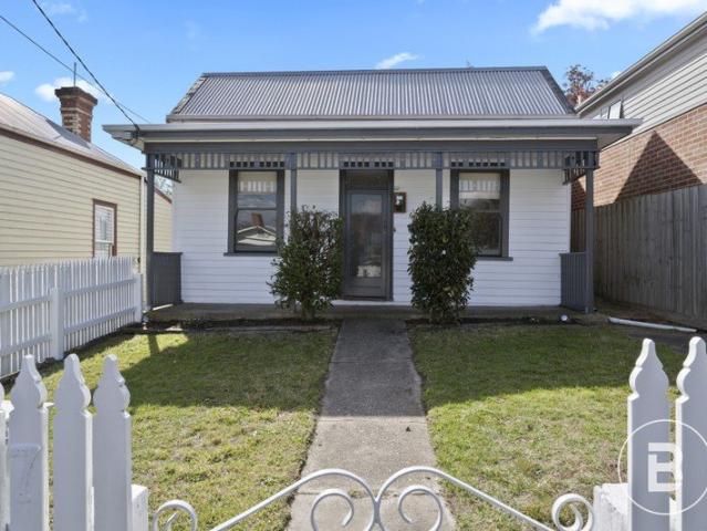CHARACTER FILLED FAMILY LIVING IN PRIME GOLDEN POINT LOCATION