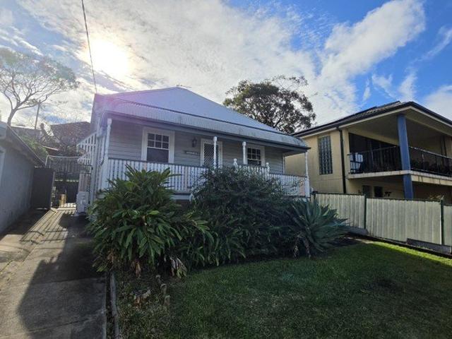 Character Filled Home In Elevated Merewether Location