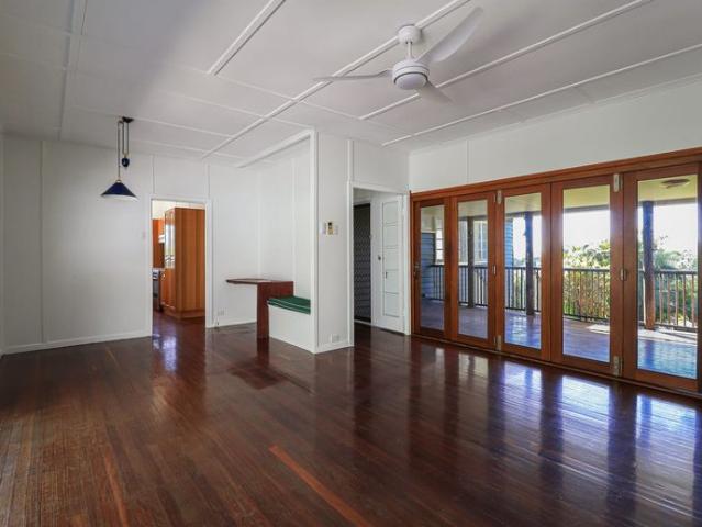 CHARACTER FILLED LIVING WITH SHED, RUMPUS & AIR CONDITIONING THROUGHOUT