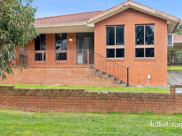 Character filled living in Ballarat North