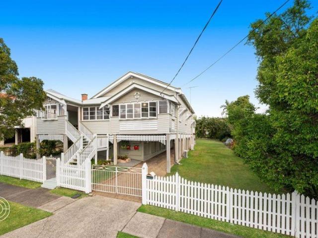 Character Filled Queenslander Living in the Heart of Woolloongabba