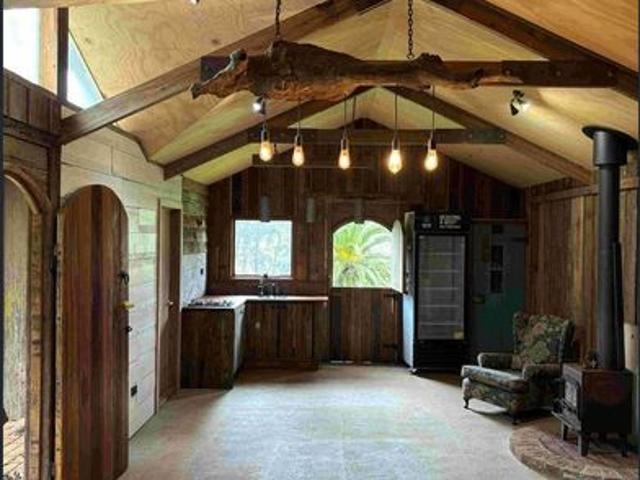 Character Filled Studio Comboyne