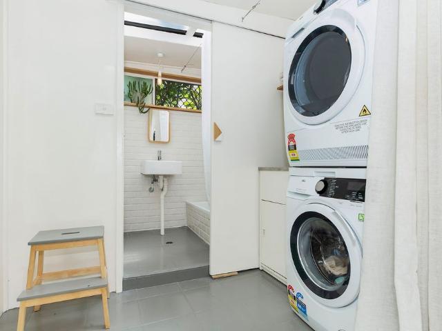CHARACTER FILLED TOWNHOUSE IN THE HEART OF COOKS HILL