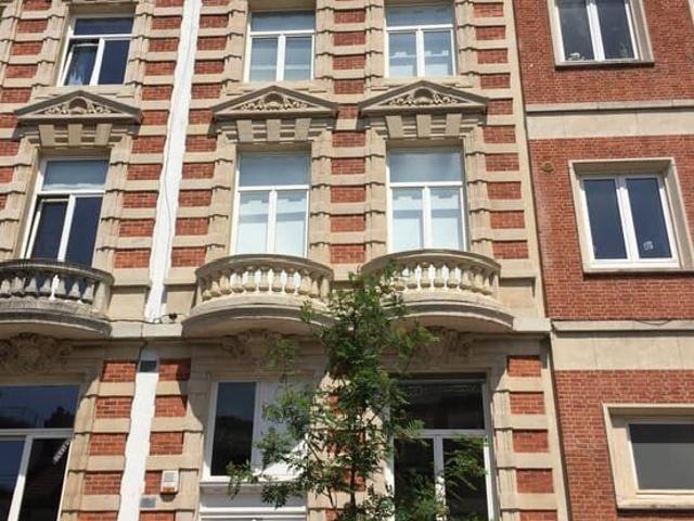 Character house, 310m², 4 bed. Uccle Garden