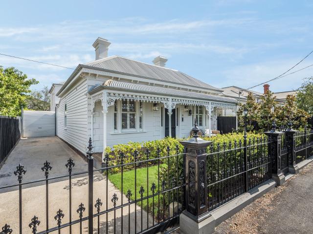 Character home with modern amenities in Geelong West