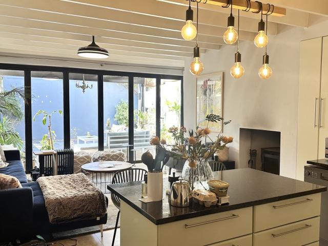 Character Home with Pool on Newlands / Rondebosch Border