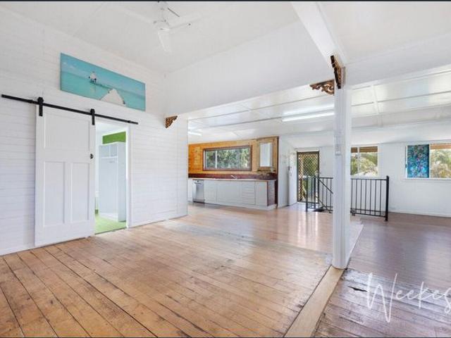 CHARACTER HOME IN BUNDY WEST!