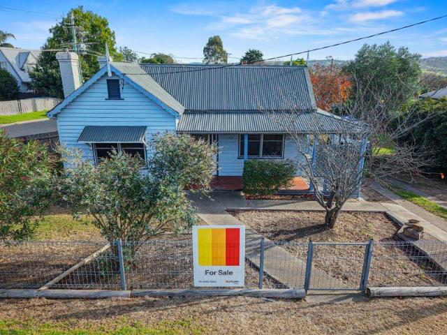 CHARACTER HOME IN CENTRAL BEGA