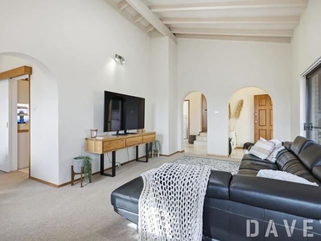 Character home in Karrinyup!
