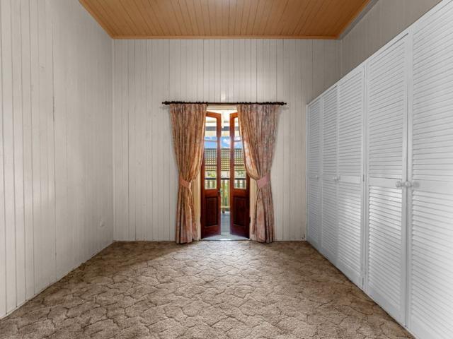 Character Home on a Spacious 1,012m² Block