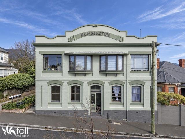 Character living in Historic Kensington