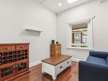 Character Maisonette with Flexible 3 or 4 Bedroom Layout