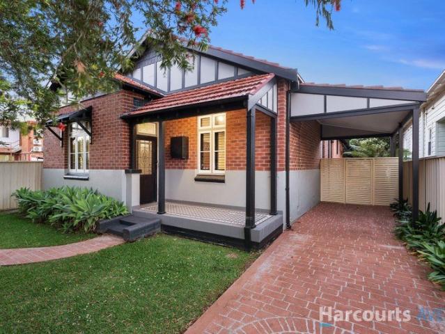 Character Meets Contemporary in the Heart of Hamilton