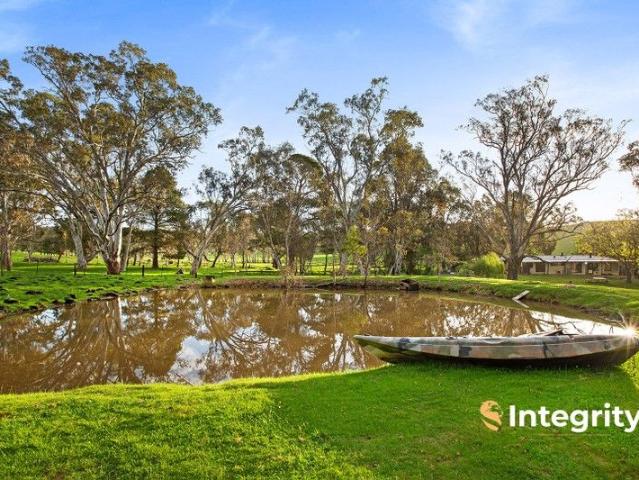 Character Mud Brick Home on Quiet 5 acres with No Neighbours