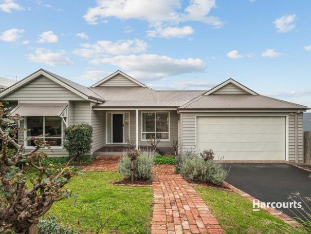 Character, Space & Country Charm in the Heart of Garfield