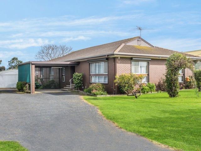 Character, Space & Coastal Portarlington Living