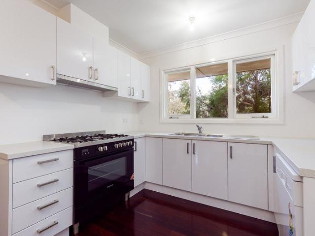 Character, Space & Convenience on a Huge Corner Block!