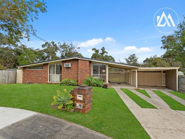 Character, Space & A Coveted Golf Course Backdrop