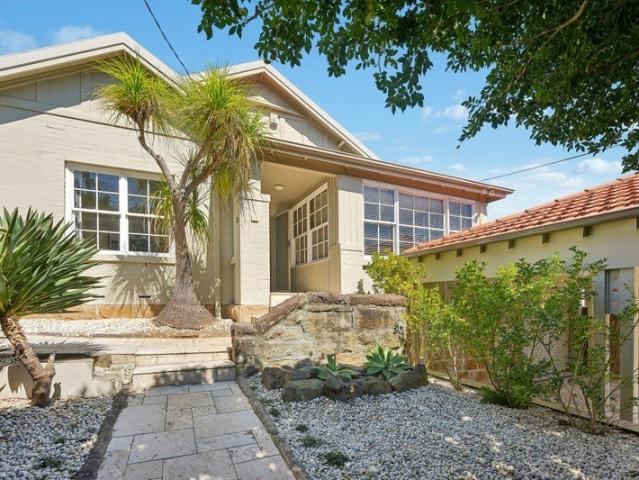 Character, Space and Exceptional Potential, Approx 15.24m frontage