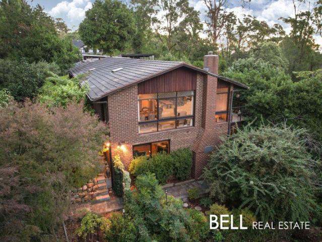 Character, space and treetop living in the heart of Kalorama