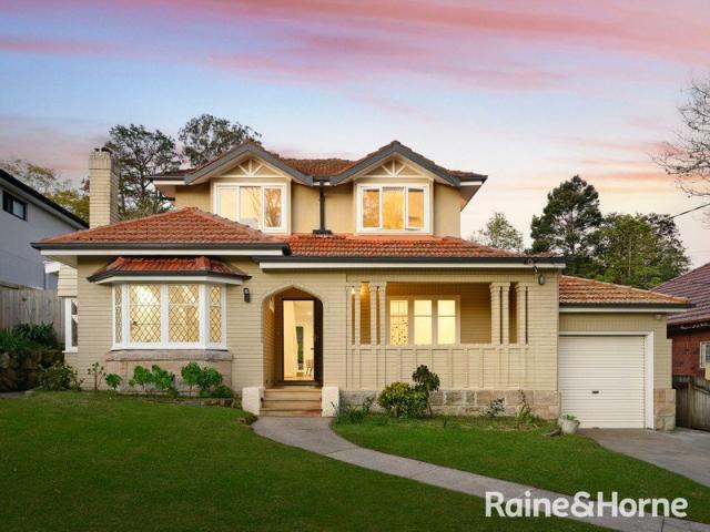 Character, Space & Family Versatility in a Premier Lindfield Setting