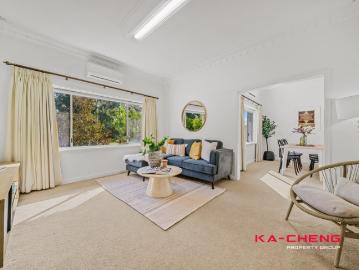 Character, Space & Lifestyle in Prestigious Floreat