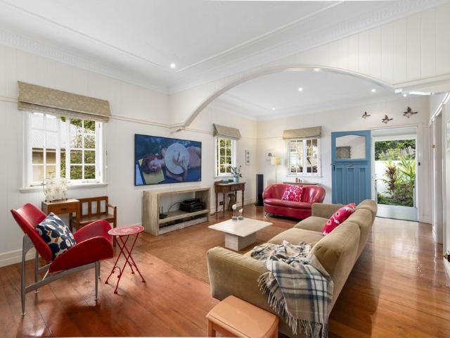 Character, Space & Lifestyle in the Heart of Bulimba
