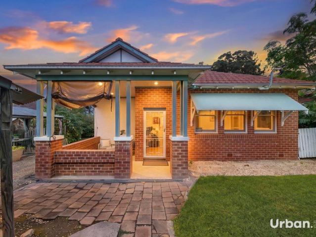 CHARACTER, SPACE & MODERN FAMILY LIVING