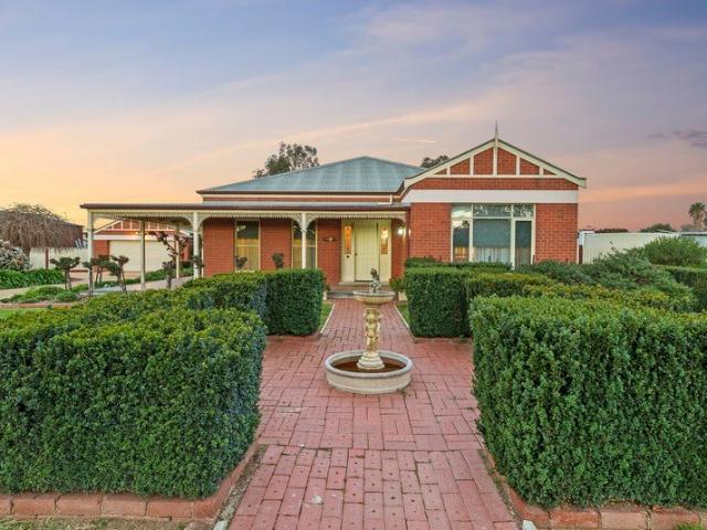 Character, Space & Stunning Gardens
