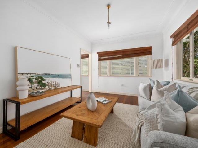 Character Post War on 688m² in minutes from the CBD