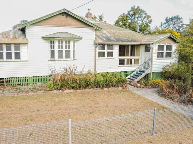 Character Qld'er on a Huge 1/2 Acre Restore & Reap the Rewards
