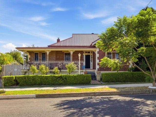 Federation Character in a Premier North Tamworth Setting