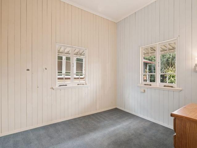 Character Queenslander in Prime New Farm