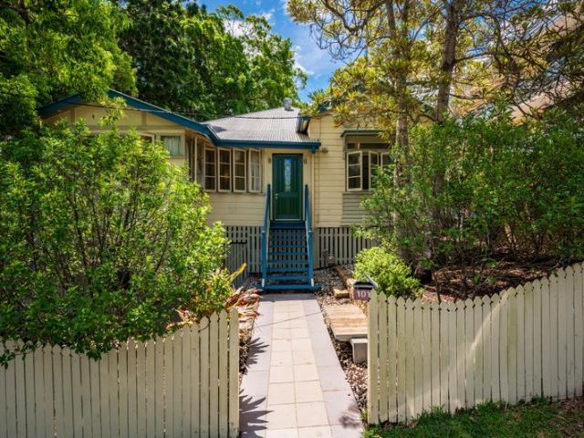 Character Rich Queenslander With Exceptional Versatility Open Saturday 31st at 12:15 12:45pm