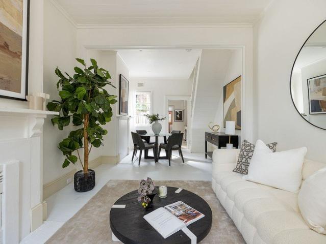 Character terrace with tasteful modern updates