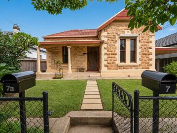 Character Villa with granny flat on huge allotment 790sqm